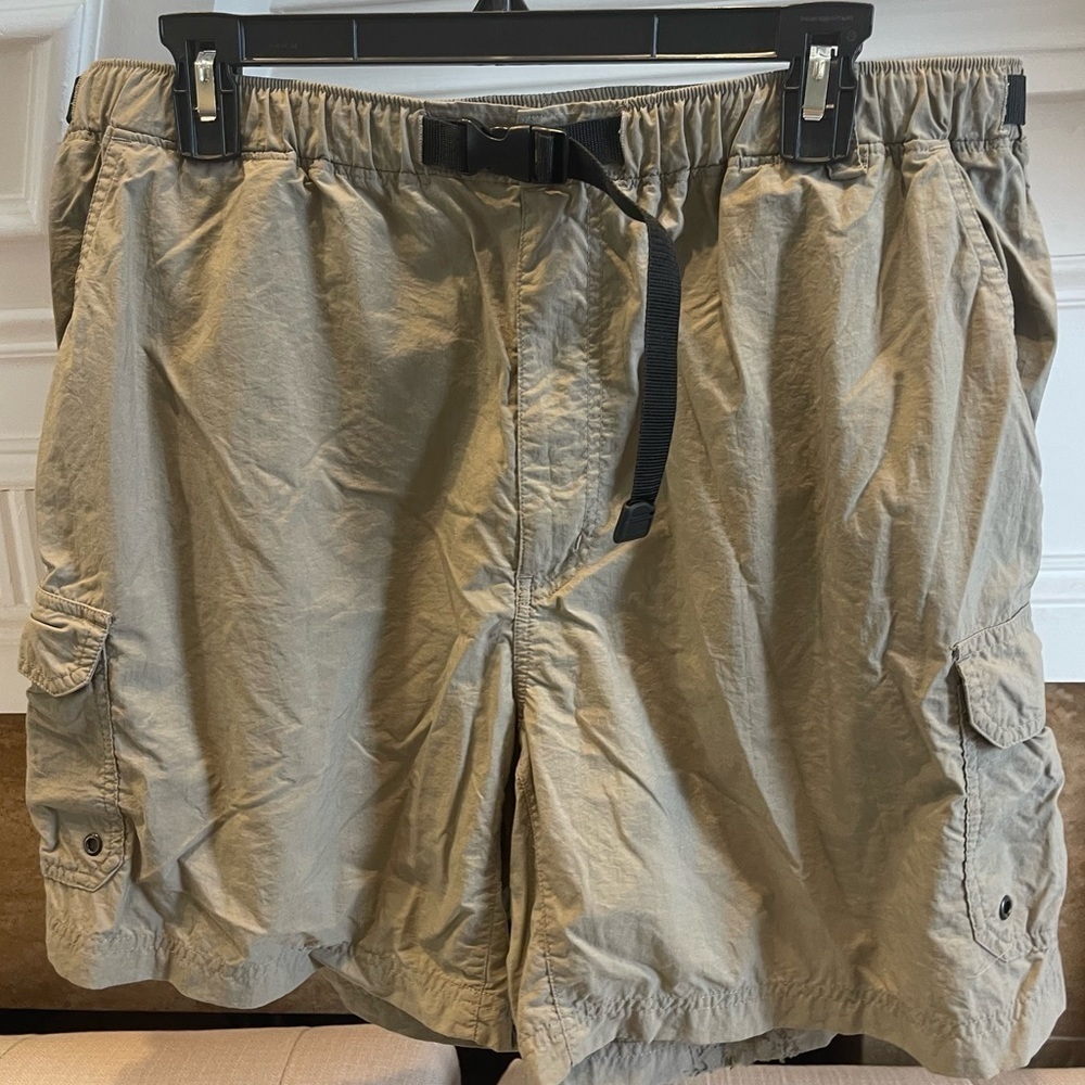Bh:  REI Mens Cargo Shorts Khaki Olive Green Large